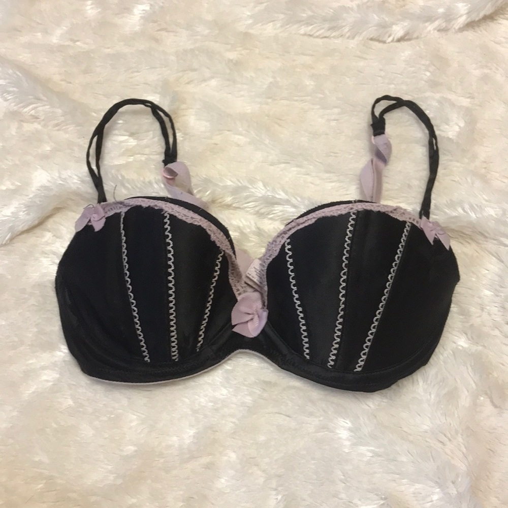 push-up bra